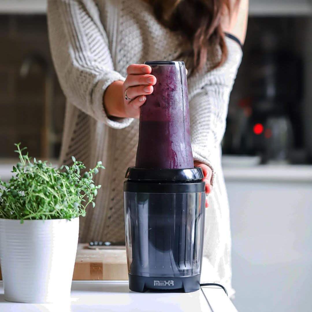 nutrition-and-protein-blender-p5 MiiXRX7_lifestyleImage_1.jpg