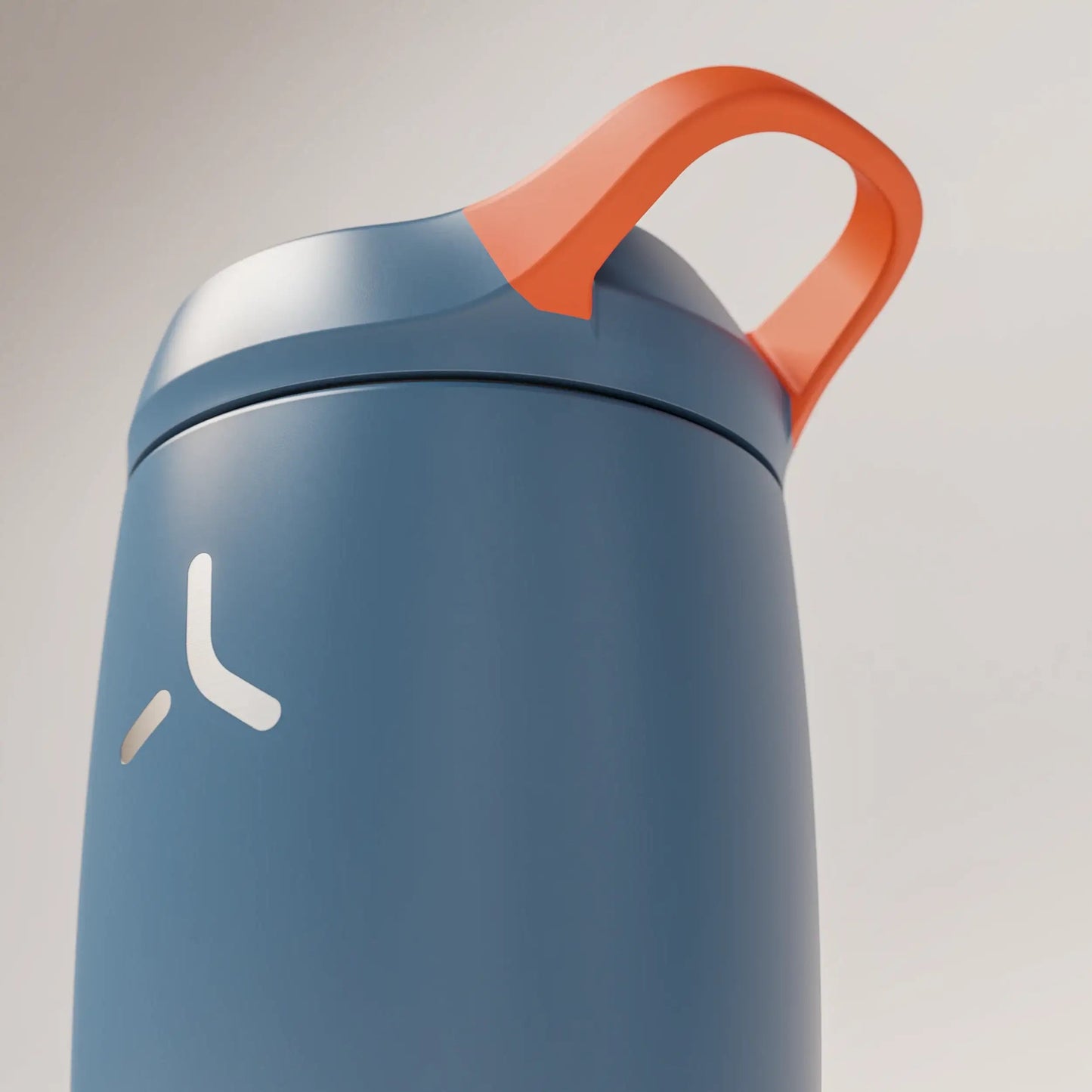 insulated-performance-shaker-bottle-y5 SHKR_18550_dwSS-S1.1_midnightBlue_burntOrange_1_4_xLowLoop_edit.png