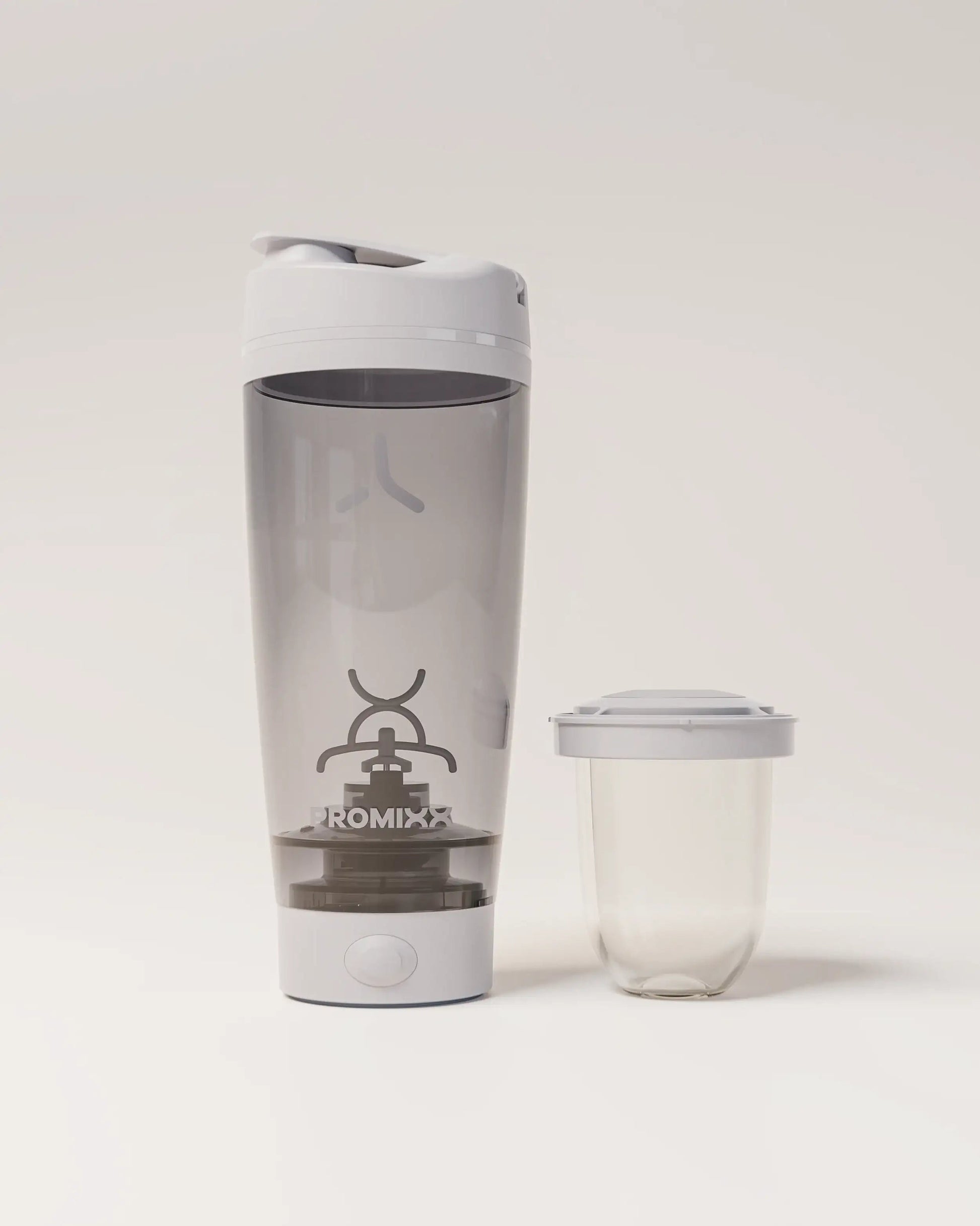 electric-shaker-bottle-v7 VM_LiPo_3.7-700_v1_coolGray_4x5_7_1_heroNutripod_EDIT.png